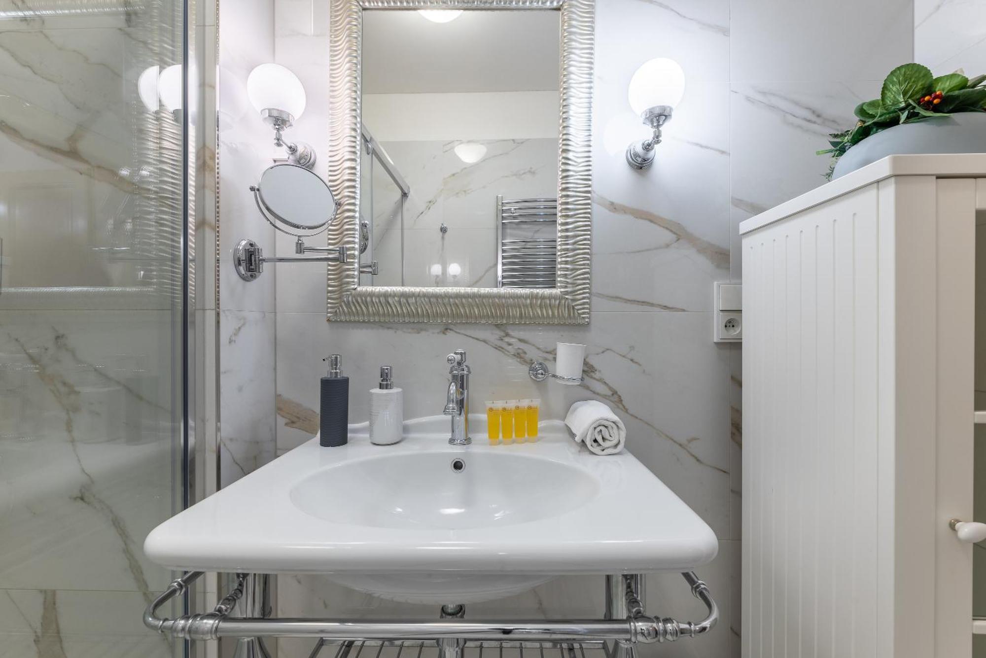 Stylish Old Town Apartment By Easybnb ปราก ภายนอก รูปภาพ